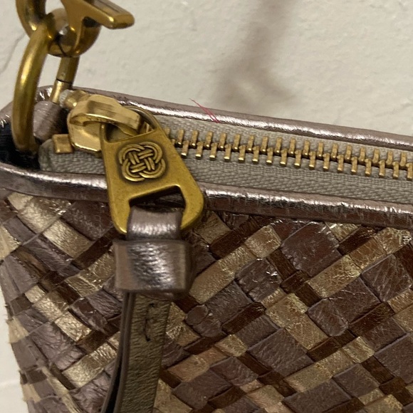 Elliot Lucca~Vtg~Metallic~Bronze/Gold/Taupe~Woven~Soft Leather~Crossbody~Handbag - Picture 6 of 16
